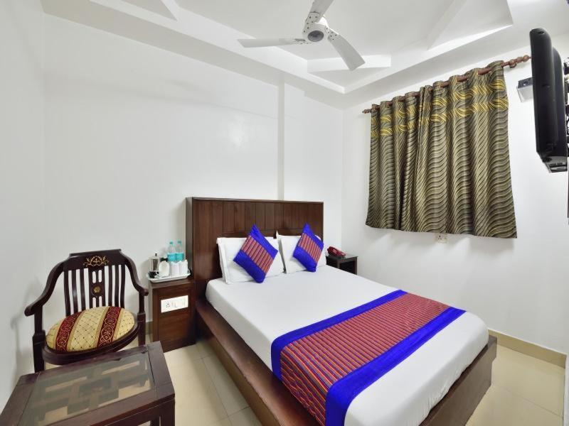 Hotel Sai International Yeni Delhi Dış mekan fotoğraf